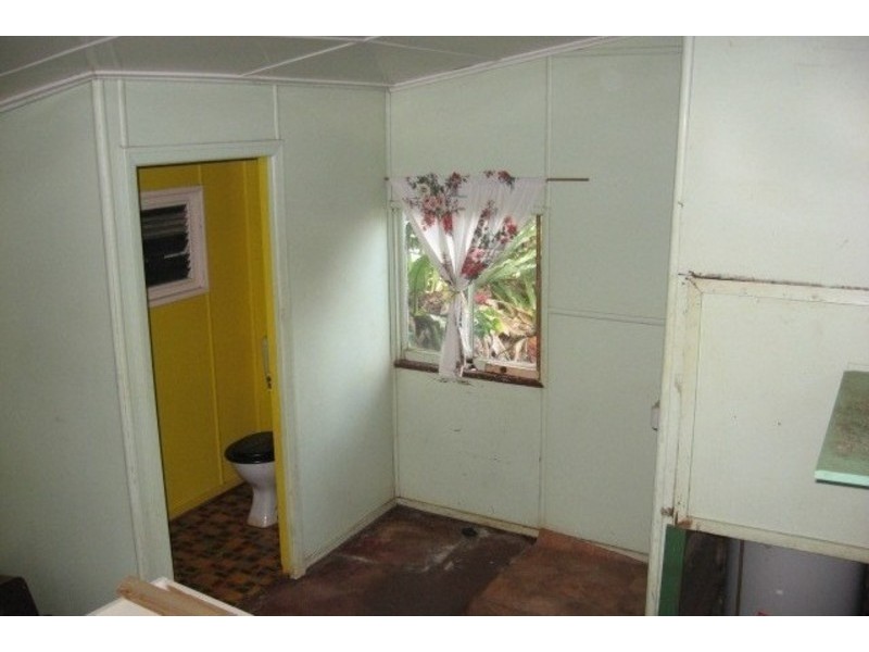 2 McIlwrath Street, Childers QLD 4660