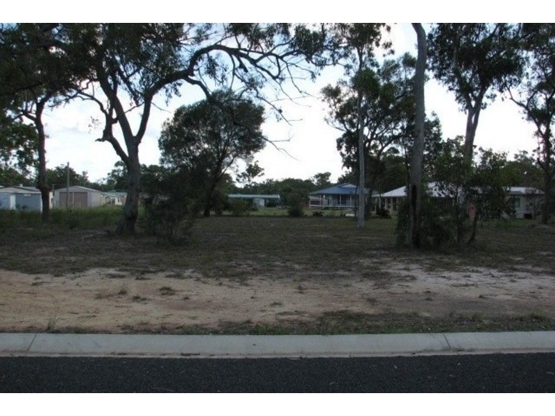 15 Smith Street, Buxton QLD 4660