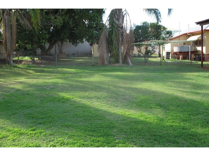 26 North Street, Childers QLD 4660