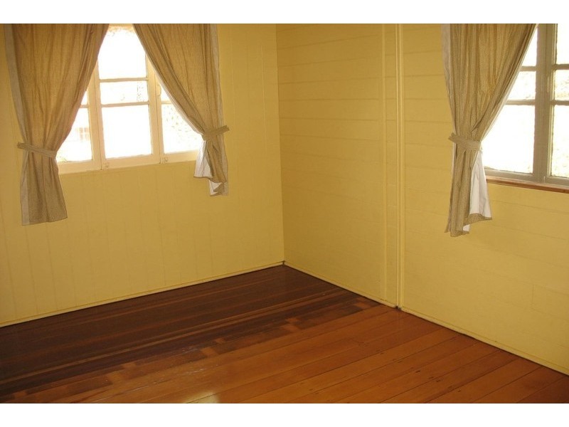 26 North Street, Childers QLD 4660