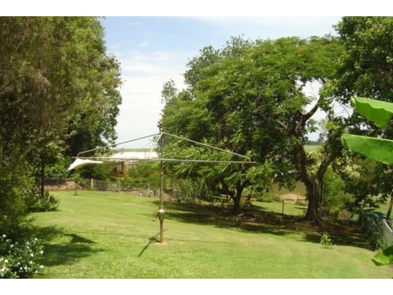 8 Macrossan Street, Childers QLD 4660