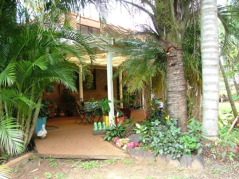 9 Nelson Street, Childers QLD 4660