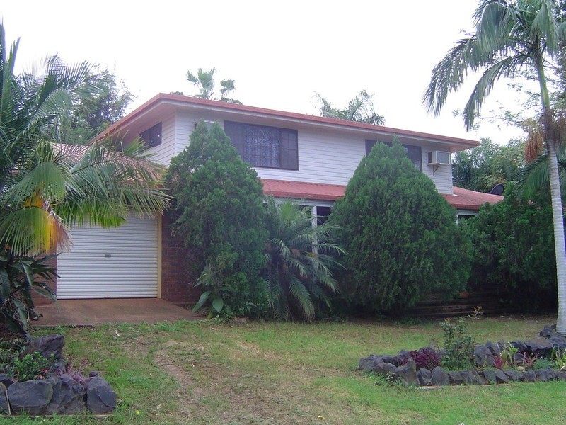 9 Nelson Street, Childers QLD 4660