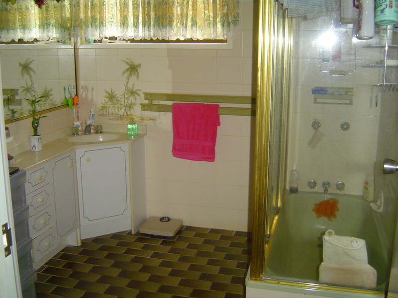 9 Nelson Street, Childers QLD 4660