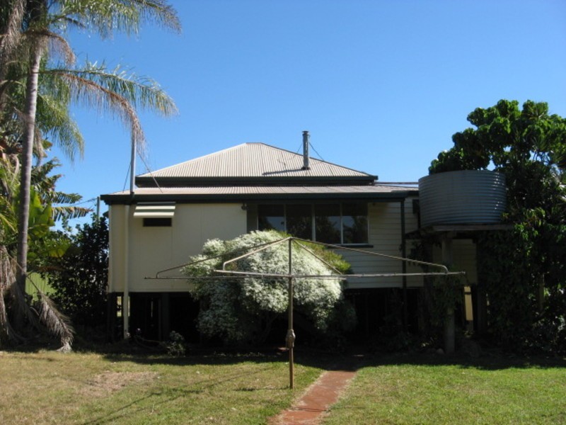 9 Ernest Street, Childers QLD 4660