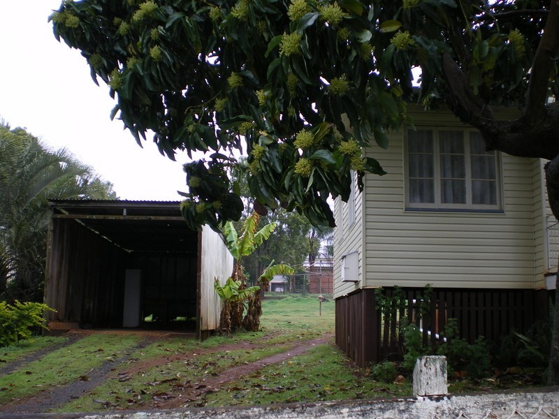2 Queen Street, Childers QLD 4660