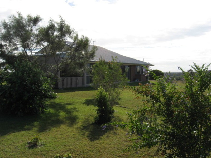 48 Huxley Road, Childers QLD 4660