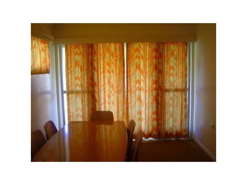 25 West Street, Childers QLD 4660