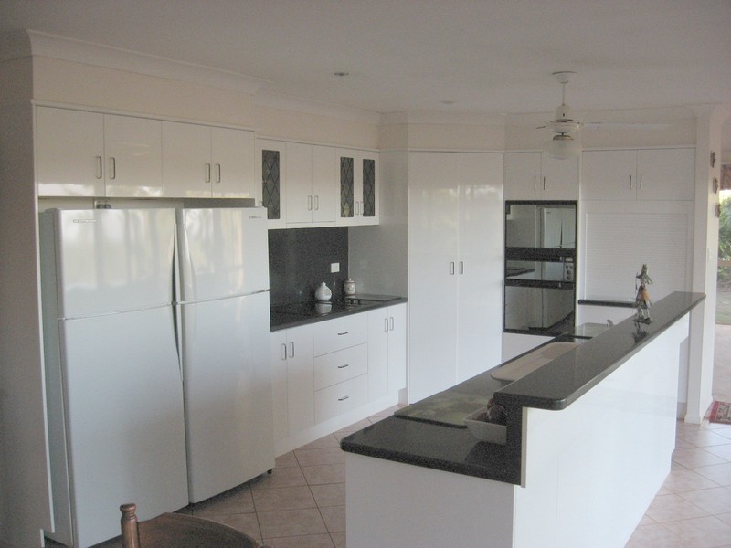 10 Lake View Drive, Apple Tree Creek QLD 4660