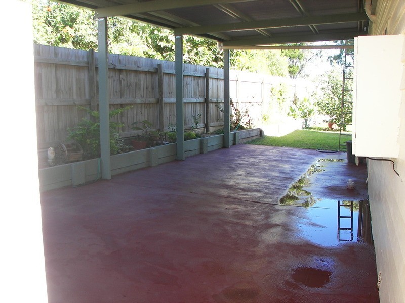 12 Elizabeth Street, Biggenden QLD 4621