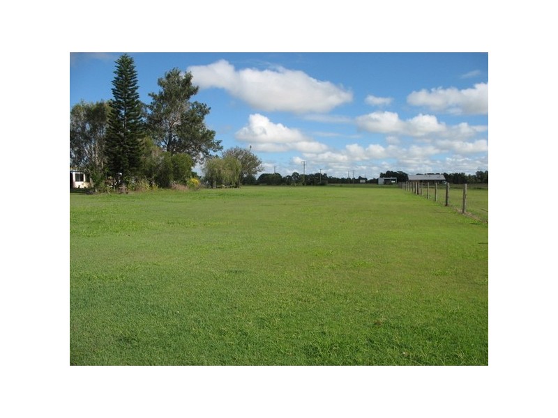 225 Woodgate Road, Goodwood QLD 4660