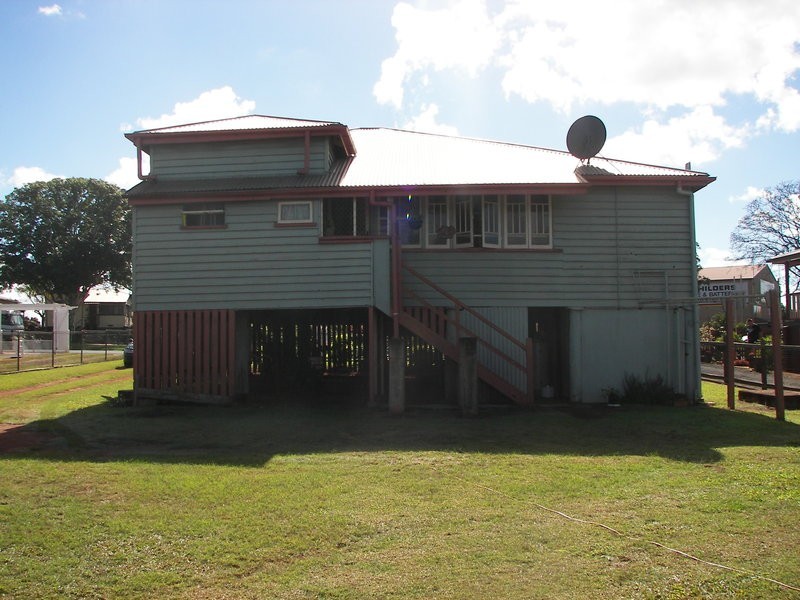 180 Churchill Street, Childers QLD 4660