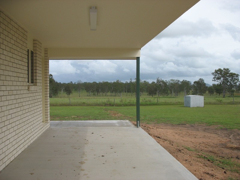 22 Kimber Street, Biggenden QLD 4621