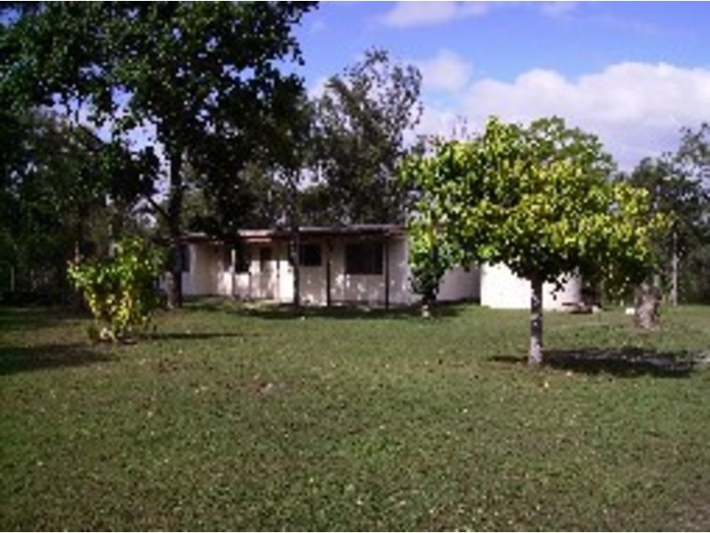 64  Berries Road, Childers QLD 4660