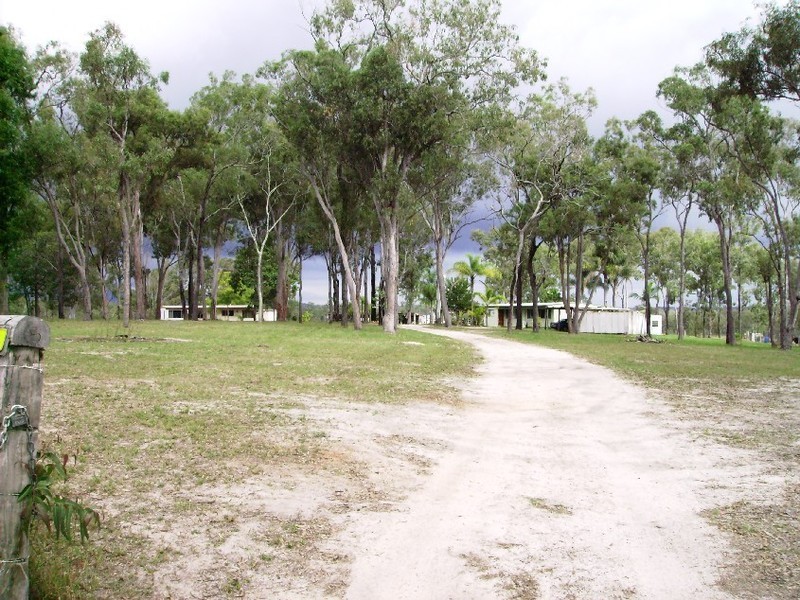 64  Berries Road, Childers QLD 4660