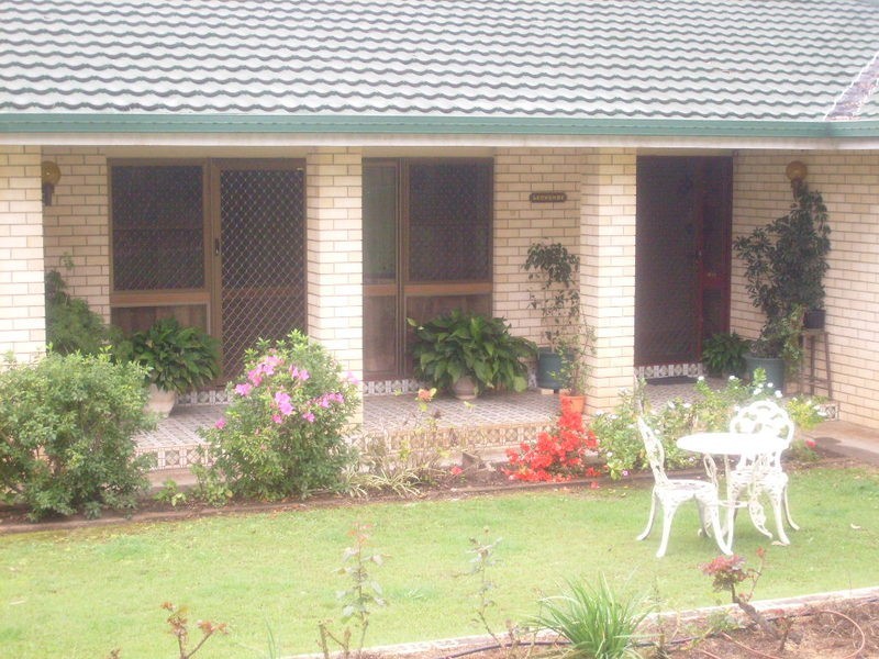 85 McIlwraith Road, Gin Gin QLD 4671