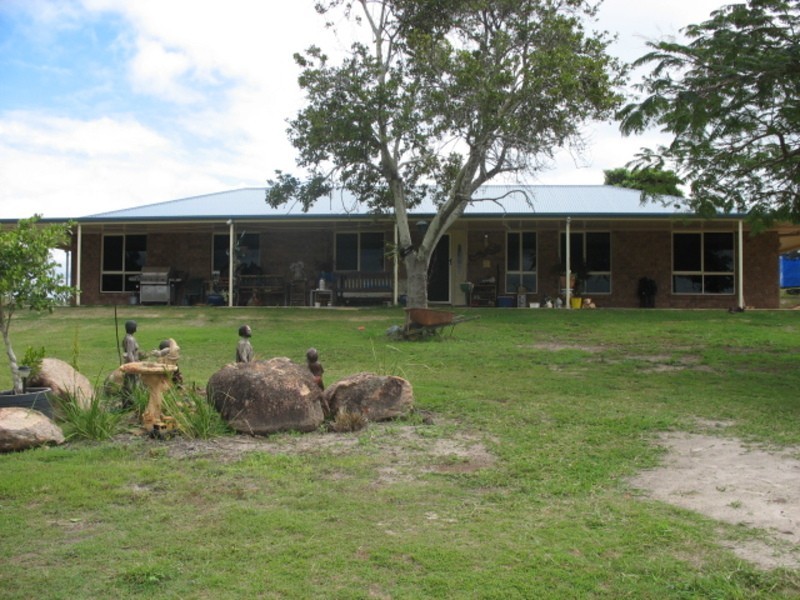 18 Huxley Road, Childers QLD 4660