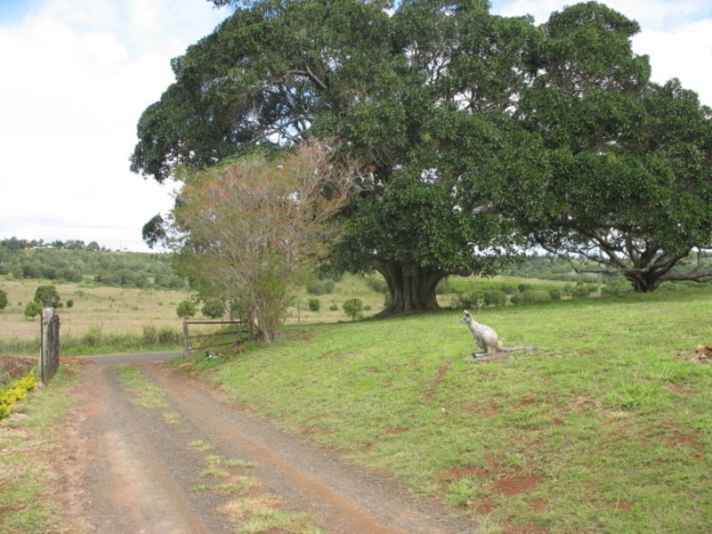 18 Huxley Road, Childers QLD 4660