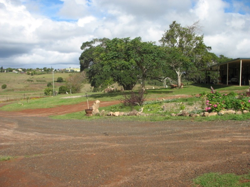18 Huxley Road, Childers QLD 4660
