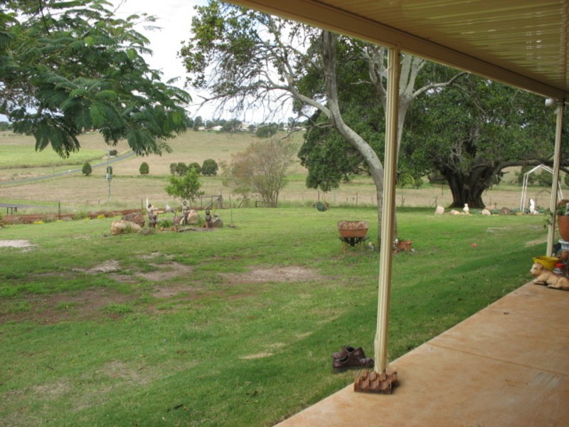 18 Huxley Road, Childers QLD 4660