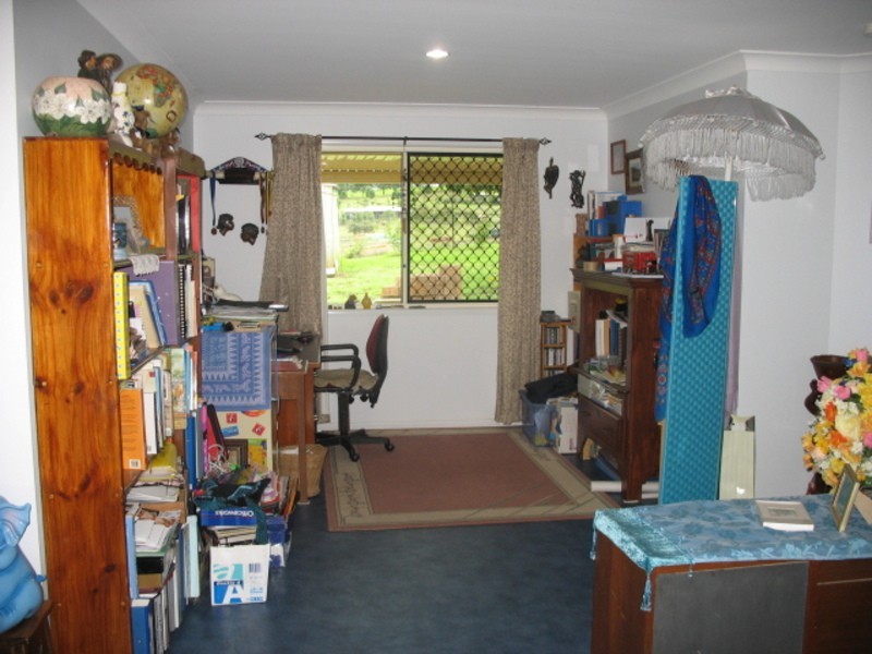 18 Huxley Road, Childers QLD 4660