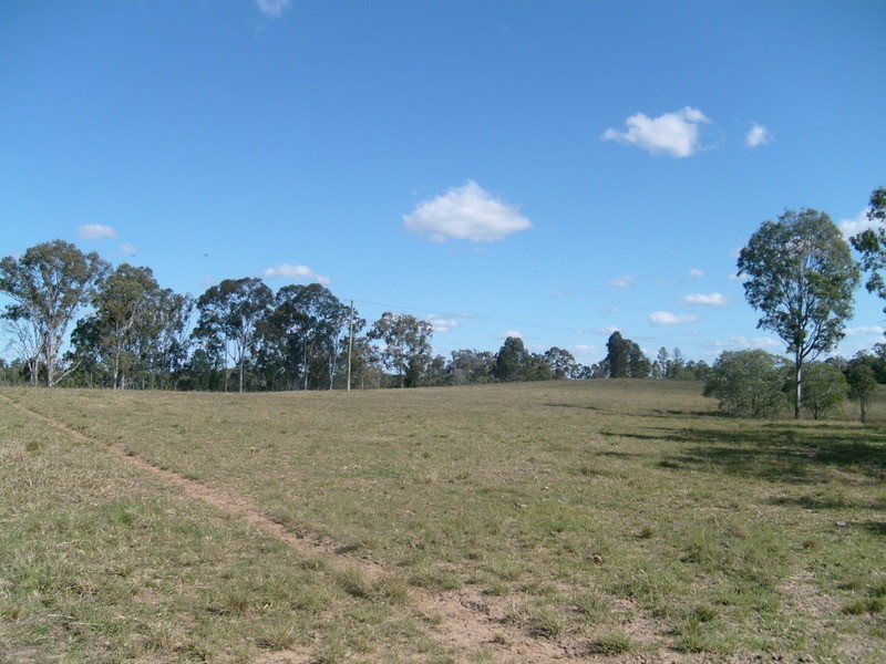 135 East River Pines Road Drive, Delan QLD 4671