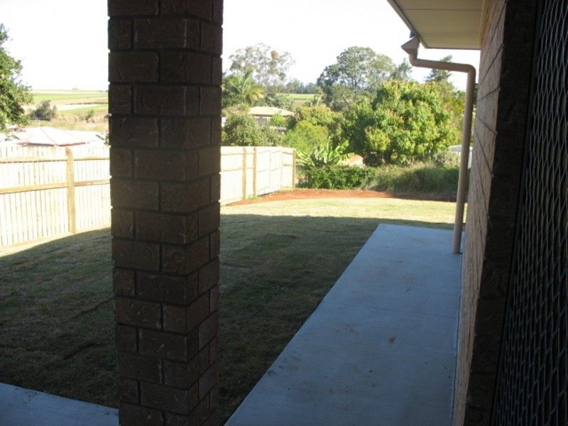 8 Nelson Street, Childers QLD 4660