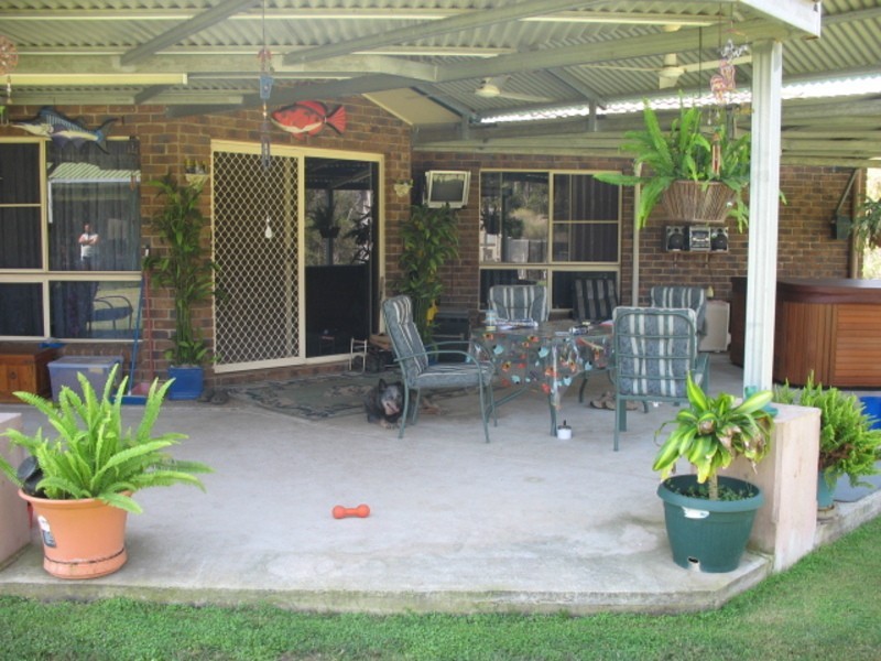 12 Chris-lyn Avenue, Childers QLD 4660