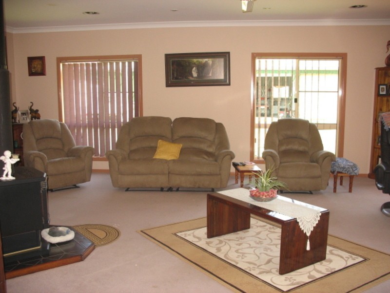 12 Chris-lyn Avenue, Childers QLD 4660