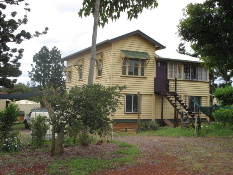 19 Lucketts Road, Childers QLD 4660