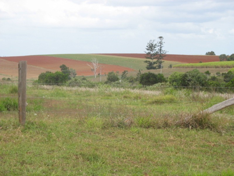 19 Lucketts Road, Childers QLD 4660