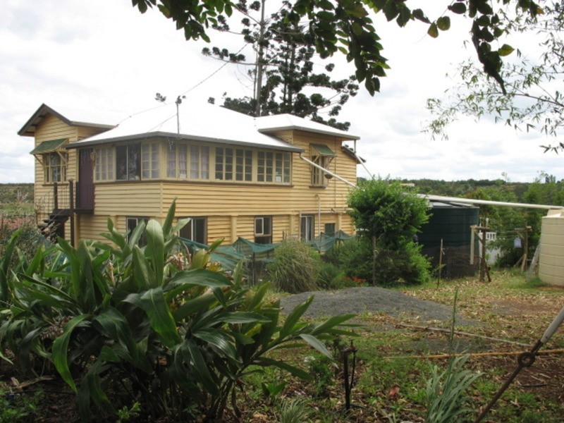19 Lucketts Road, Childers QLD 4660