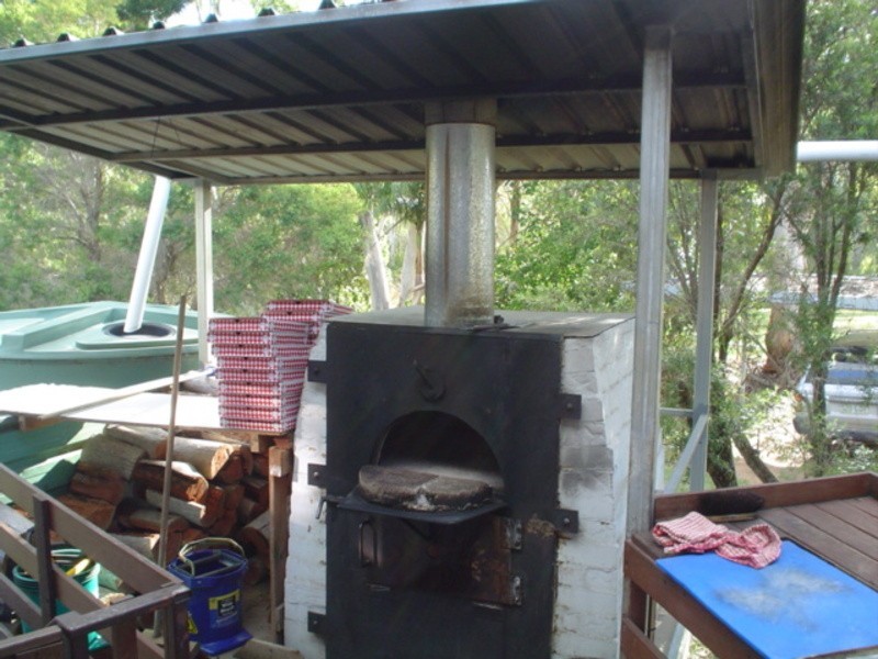 00 Bruce Highway, Apple Tree Creek QLD 4660