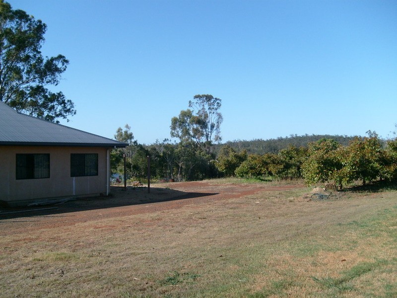 517 Knockroe Road, Childers QLD 4660