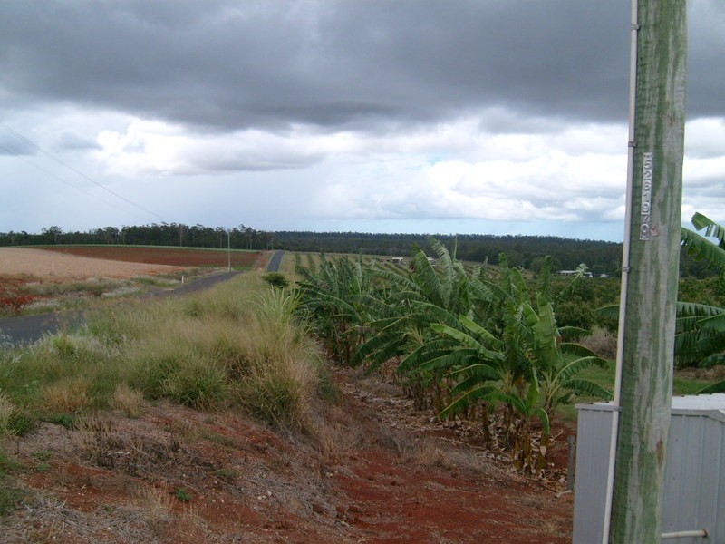 95 Gibsons Road, Childers QLD 4660