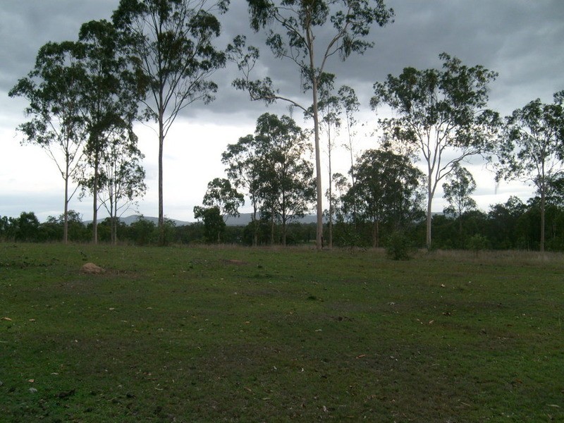 311 Woowoonga Hall Road, Biggenden QLD 4621