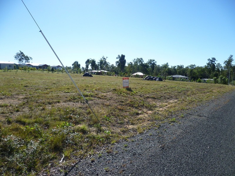 8 Meleleuca Court, Redridge QLD 4660