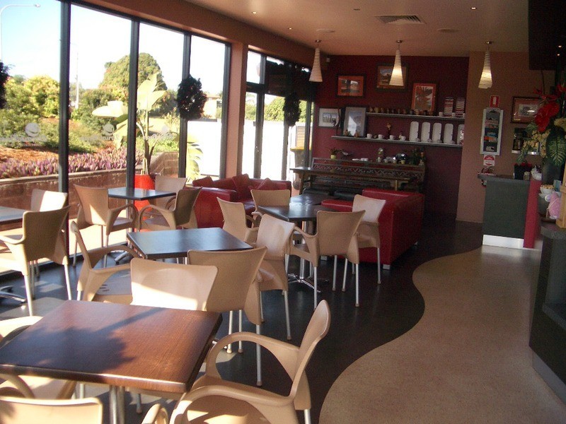 9/111 Churchill Street, Childers QLD 4660