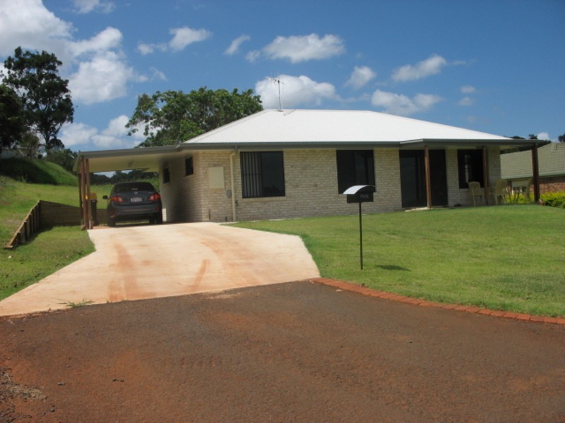 10 Pioneer Avenue, Childers QLD 4660