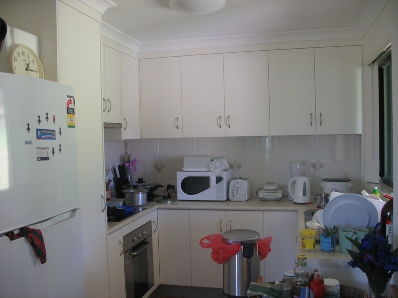 10 Pioneer Avenue, Childers QLD 4660