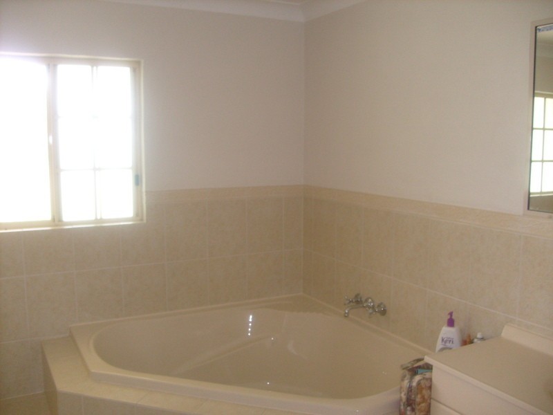 90 Adies Road, Isis Central QLD 4660