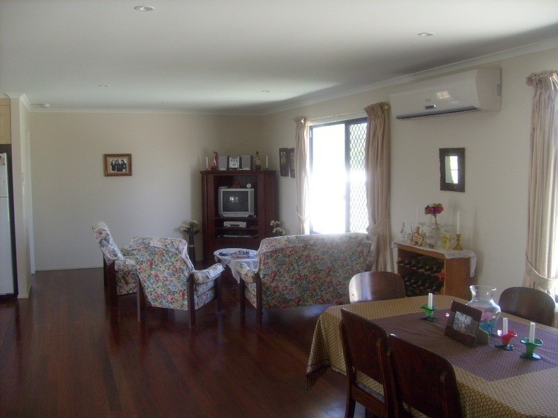 16 Oakview Drive, Childers QLD 4660