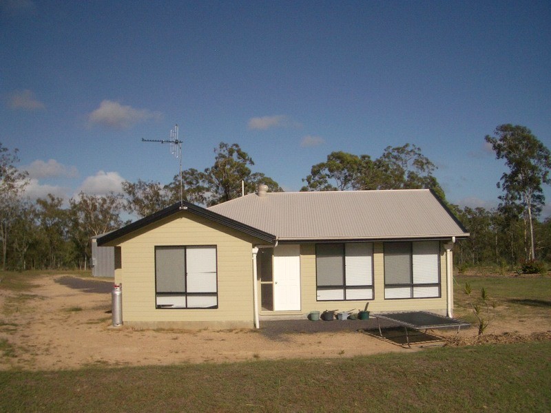 61 Eureka Station Road, Childers QLD 4660