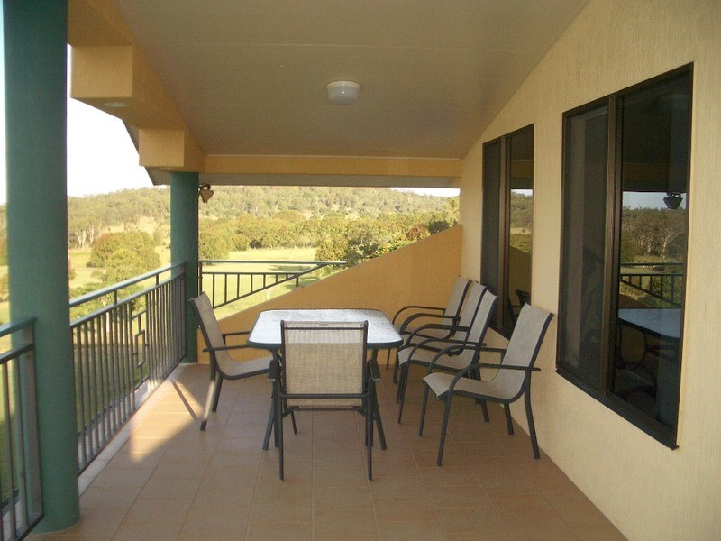 2 Green Valley Court, Childers QLD 4660