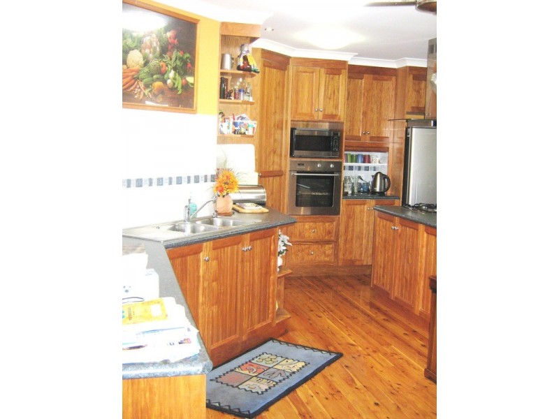 17 Snapper Court, Woodgate QLD 4660