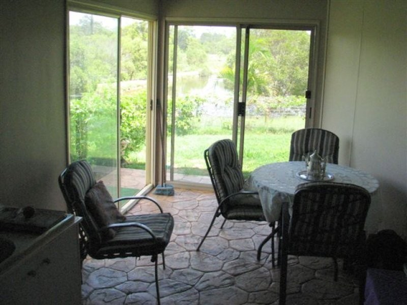 200 Rainbows Road, Childers QLD 4660