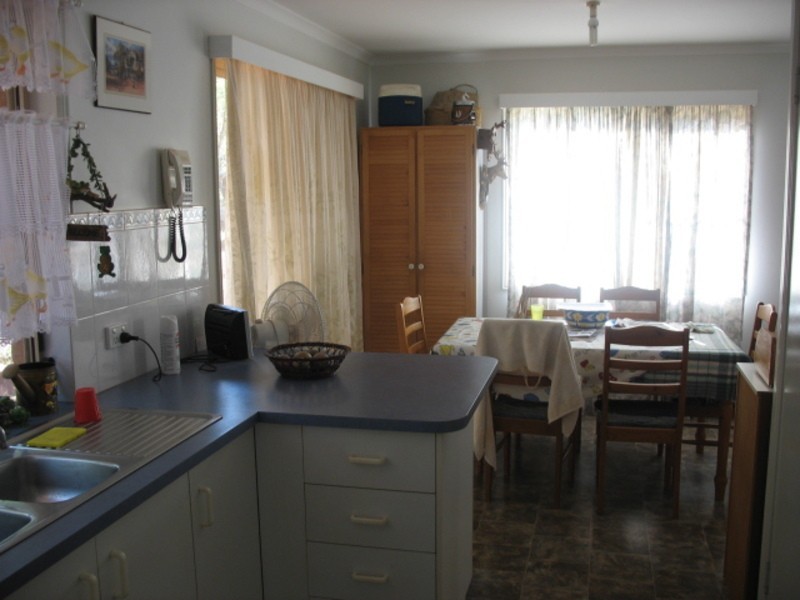 152 Rainbows Road, Childers QLD 4660