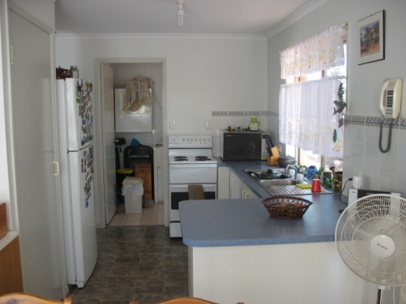 152 Rainbows Road, Childers QLD 4660