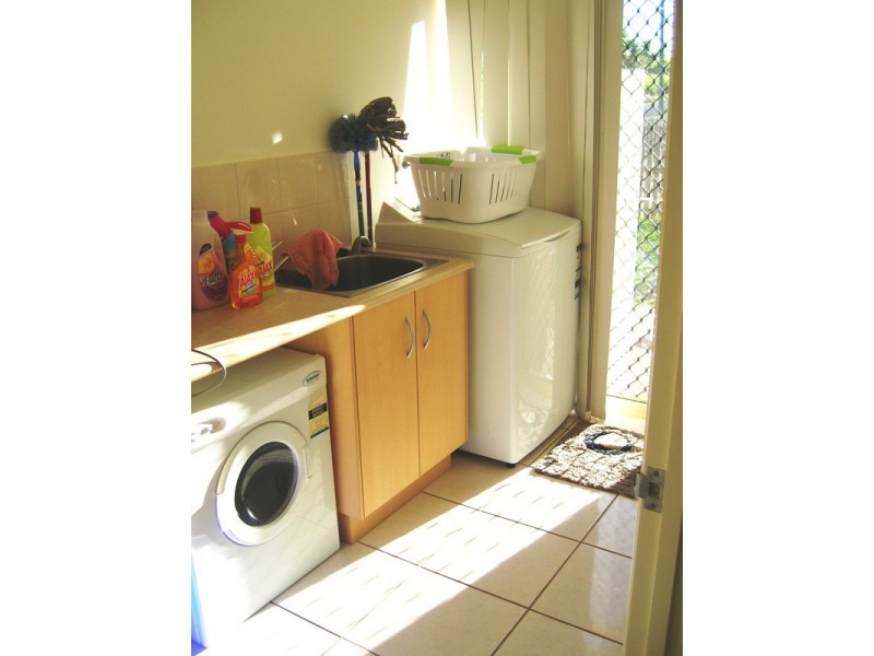 5 Canecutter Court, Childers QLD 4660