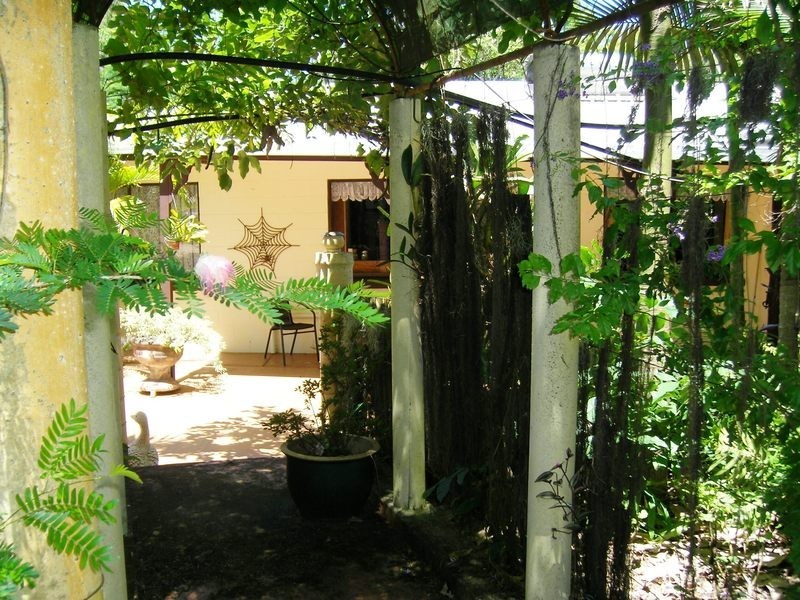 18 Andersen Street, Apple Tree Creek QLD 4660